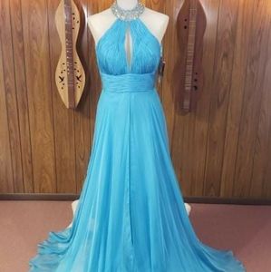 Cassandra Stone - Mac Duggal - Long Dress - Color Aqua - Size 6 - MCD1433
